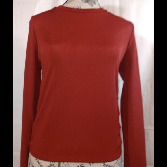 NEW Women’s Clothing Bundle – 9 Items – Size XL – Variety of Colors & Styles - Picture 4 of 10